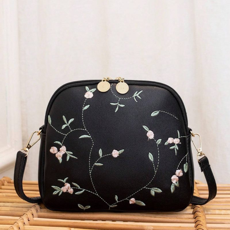 Versatile Small Shoulder Crossbody Bag – Spring/Summer Edition
