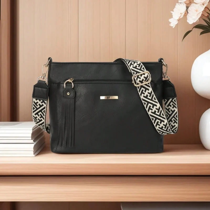 👜 Retro Casual Black Crossbody Bag – Large Capacity Women’s Bag