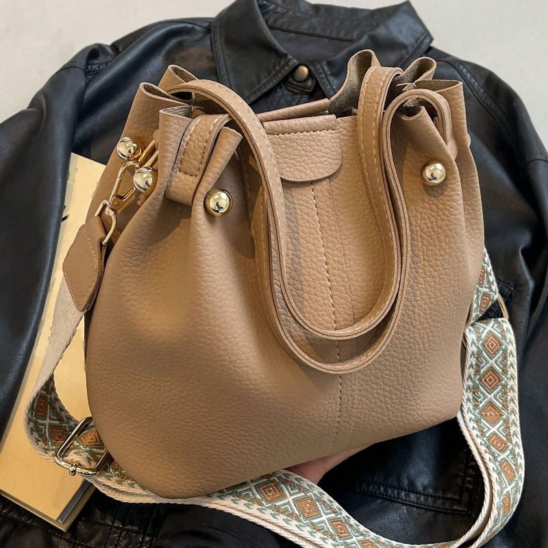 Casual Large-Capacity Bucket Shoulder Bag