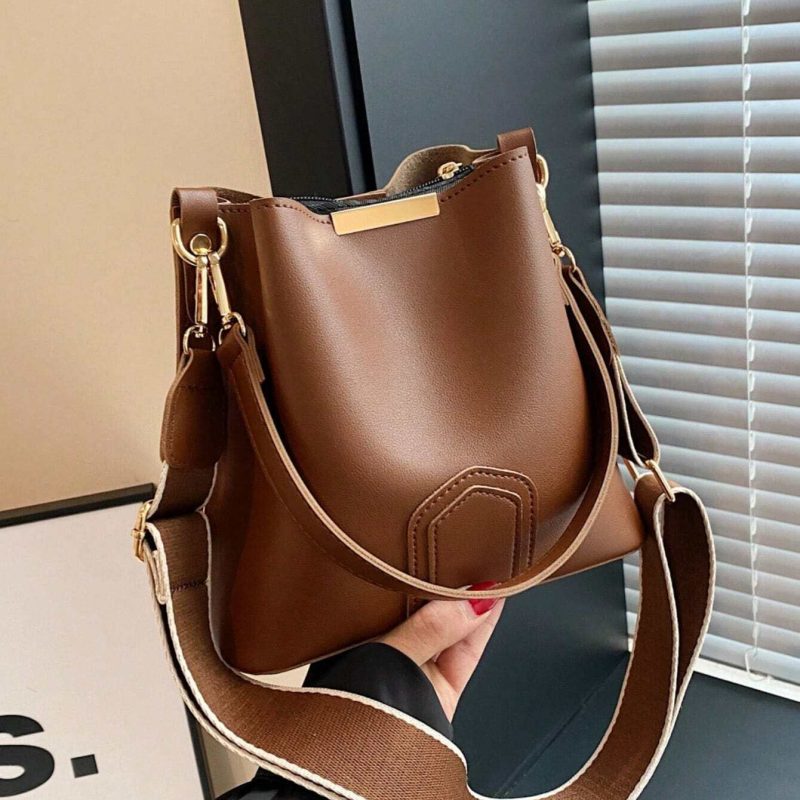 Fashionable & Unique Women's Casual Bucket Bag