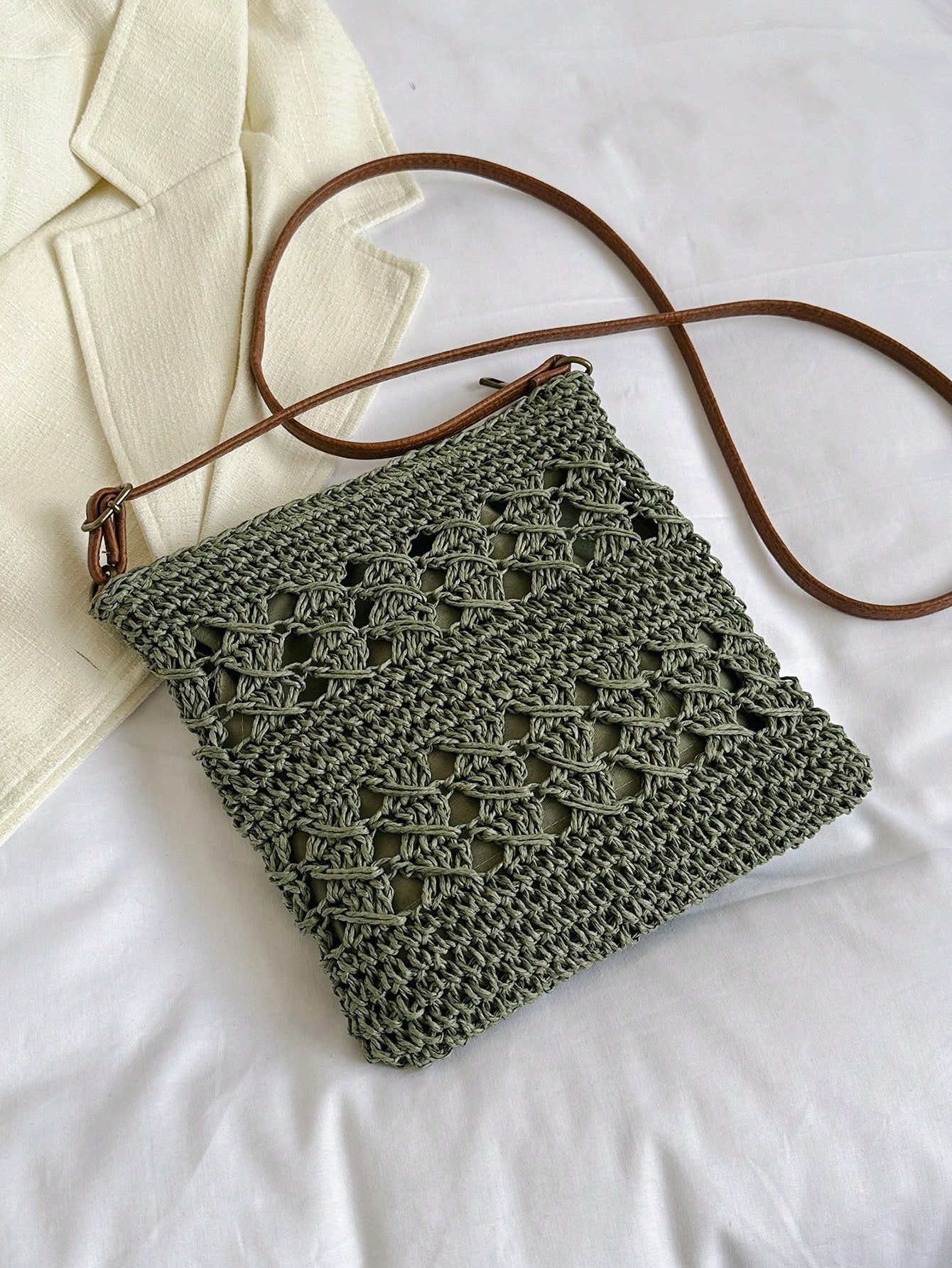 Simple Minimalist Handwoven One-Shoulder Crossbody Bag - Image 2