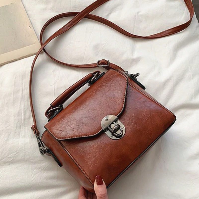 Vintage Flap Square Messenger Bag – Large Capacity PU Leather Shoulder Bag